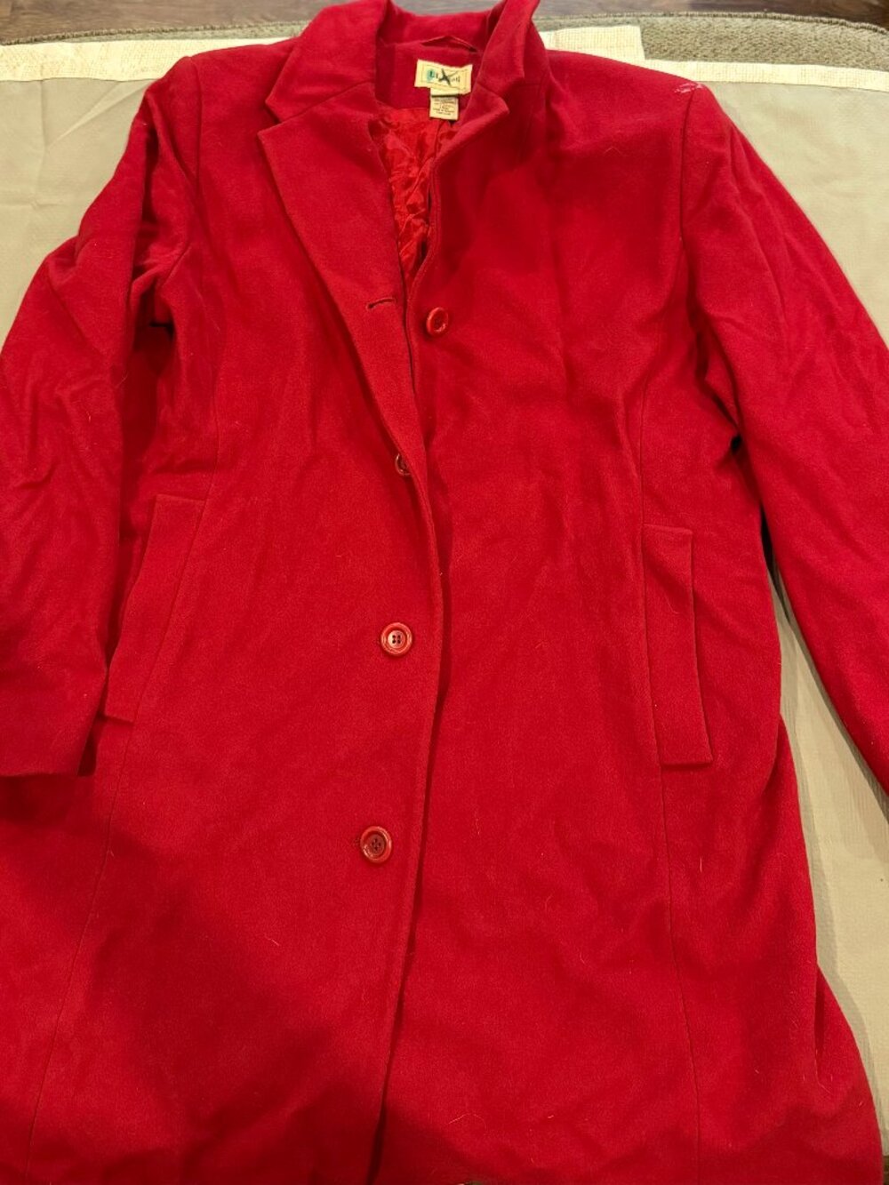 L.L. Bean Vintage Authentic Women's Vibrant Red Trench Coat